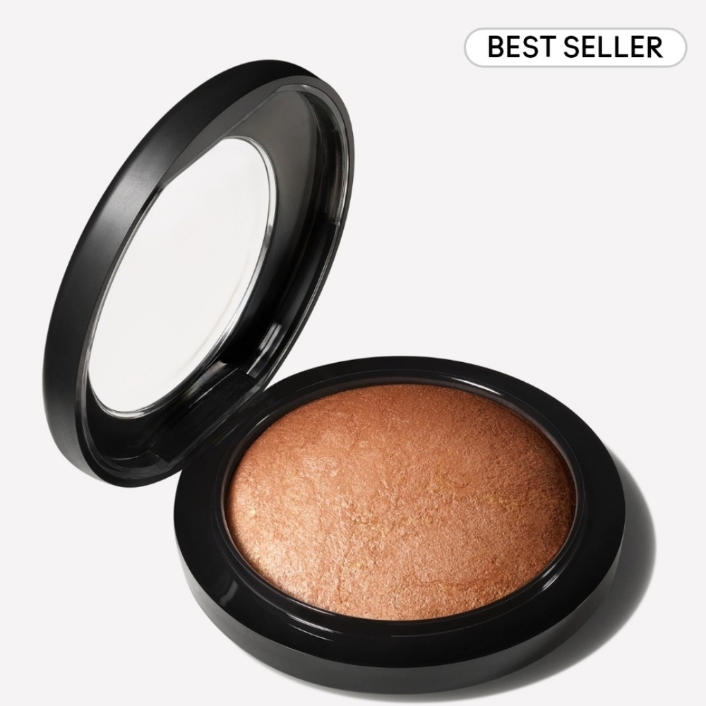 Global Glow Mac Mineralize SkinFinish Neutral Tan Silver Highlighter Brand New